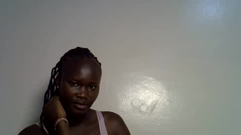 flowerdiva002 online show from December 5, 6:42 pm