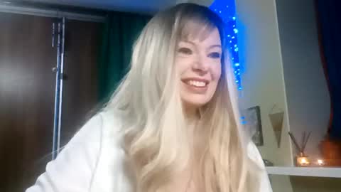 Irene online show from April 19, 8:11 pm