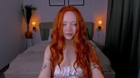 fly_dragon_fly online show from May 4, 1:48 pm
