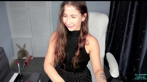 Snapshot of fox_gabriella chatting on October 4, 5:35 am Jasmine Im back online show from October 4, 5:35 am