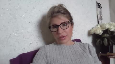 fox_red_lady7 online show from February 1, 9:19 am