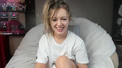 Foxy online show from March 1, 3:21 am