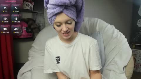 Foxy online show from February 25, 3:52 am