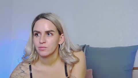 Foxy Kimmi online show from February 20, 6:26 am