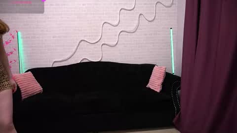 Kate online show from March 4, 8:48 pm