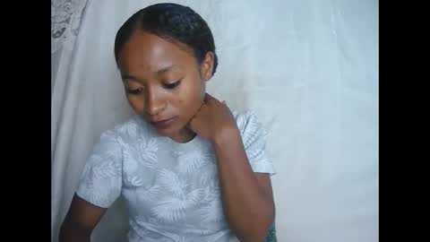 francine925426 online show from December 15, 12:54 pm