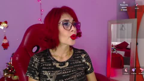 Snapshot of fransheskarossi chatting on December 5, 12:22 pm Fransheska online show from December 5, 12:22 pm