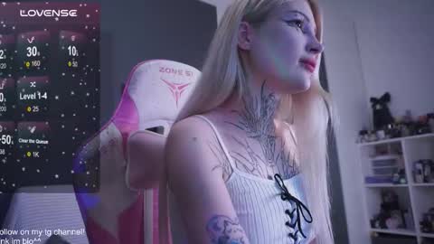 Asya UwU   online show from November 4, 5:18 pm