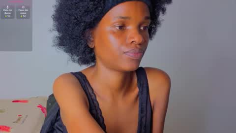 Nessa-Independent model online show from November 17, 6:19 pm