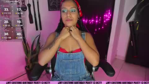 Snapshot of freaky_lia chatting on October 11, 10:56 pm Lia Gomez online show from October 11, 10:56 pm