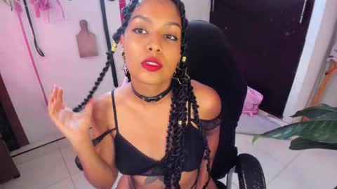 Lia Gomez online show from April 20, 1:58 pm