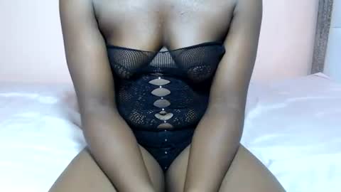 Frecky online show from June 23, 3:37 am
