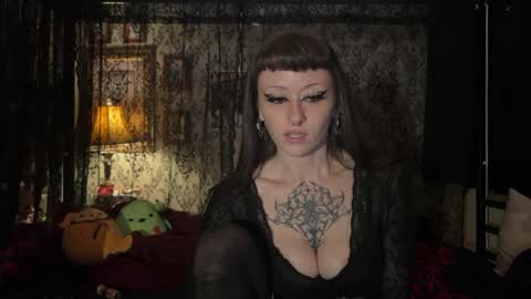 Bambi online show from March 26, 4:03 am