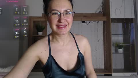 Snapshot of frederica_ chatting on January 27, 11:43 am frederica_ online show from January 27, 11:43 am