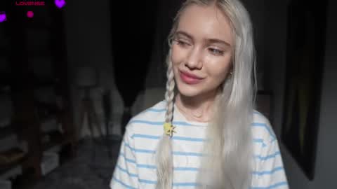 Freya online show from March 21, 8:36 pm