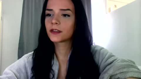 Freya online show from February 25, 7:42 am