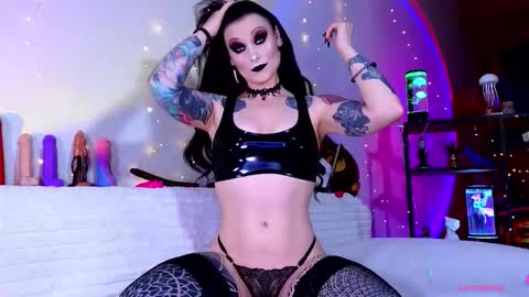 Freya online show from October 26, 4:19 am