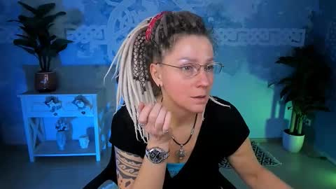 Frida Tander online show from January 7, 5:11 am