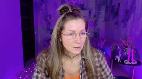 Frida Tander online show from January 2, 9:00 am