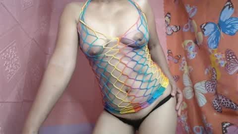 Snapshot of fuckinghairy49 chatting on January 13, 12:19 am mariposa online show from January 13, 12:19 am