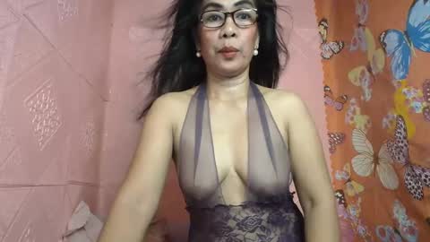 Snapshot of fuckinghairy49 chatting on January 31, 5:51 am mariposa online show from January 31, 5:51 am