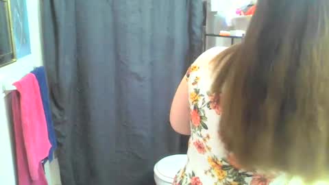 Linnys Palace online show from September 22, 4:38 pm