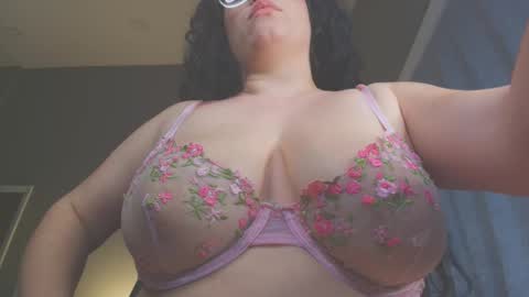 Snapshot of gaaby_ chatting on September 12, 1:06 am gaaby  online show from September 12, 1:06 am