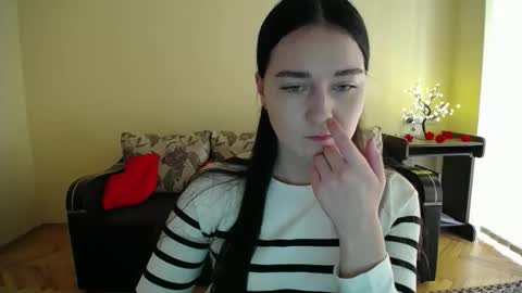 Jaklin online show from May 11, 8:38 am