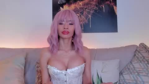 Gabriela Montes online show from March 8, 9:02 am