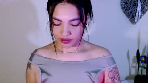 My name is Gabriela.. nice to meet you thumbs up please its very important to me online show from July 20, 2:36 am