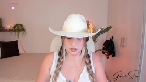 gaby  online show from May 22, 11:25 pm