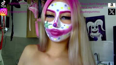 Snapshot of gabygumms chatting on September 22, 5:11 pm gabygumms online show from September 22, 5:11 pm