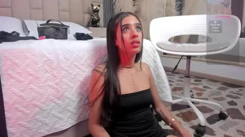 Gaby Owens  online show from April 12, 10:12 pm