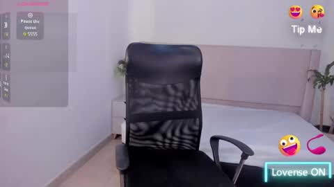 Gayle Tate online show from February 4, 1:38 pm