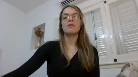 Gemma online show from July 6, 2:33 pm