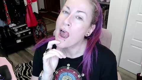 Genny Rock   and  online show from September 13, 12:18 am