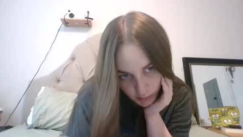 genzfucktoy online show from December 1, 7:49 pm