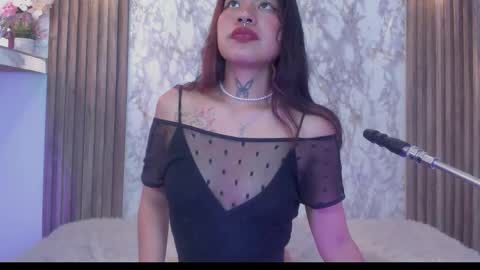 Snapshot of georgina_astor chatting on September 15, 10:06 pm georgina_astor online show from September 15, 10:06 pm