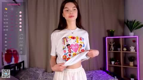 Snapshot of georginaarness chatting on February 15, 2:44 pm Georgina online show from February 15, 2:44 pm