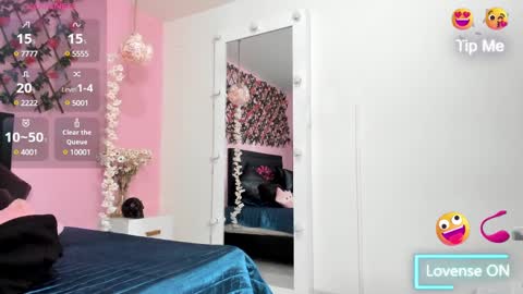 Snapshot of georginabianco chatting on March 10, 12:17 pm Georgi online show from March 10, 12:17 pm