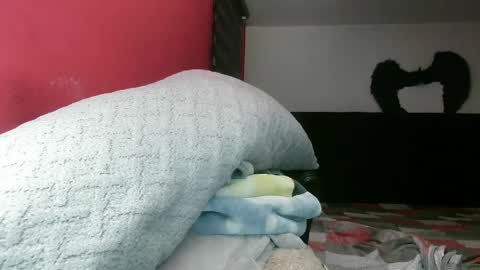 Georgina  online show from April 3, 1:25 am