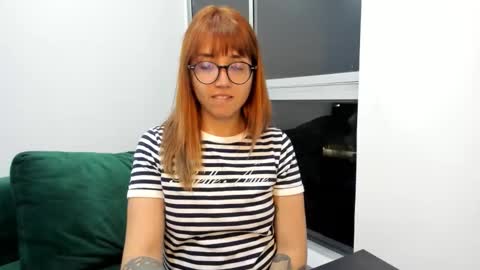 Snapshot of ghostcrimson chatting on October 10, 3:33 am andy online show from October 10, 3:33 am