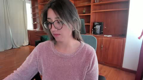 Snapshot of ghostcrimson chatting on January 2, 1:19 pm andy online show from January 2, 1:19 pm