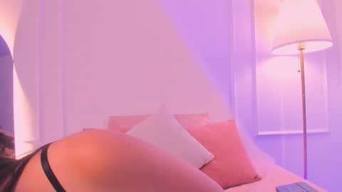 Gia Blake online show from October 22, 12:10 pm