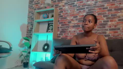 GIA online show from December 4, 6:30 pm