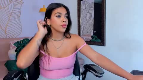 Gia  online show from February 11, 6:33 pm