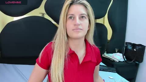 GiaRoussel online show from February 10, 5:16 pm