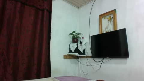 Snapshot of gift2030 chatting on October 5, 9:47 am gift2030 online show from October 5, 9:47 am