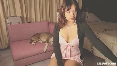 Gigi independet model P online show from November 30, 12:15 am