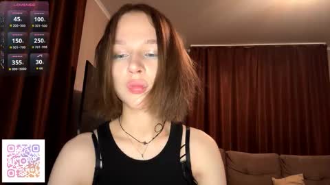 Molly online show from November 19, 7:36 pm